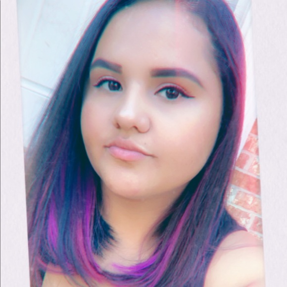 Meet your Posher, Lulu - Picture 2 of 5